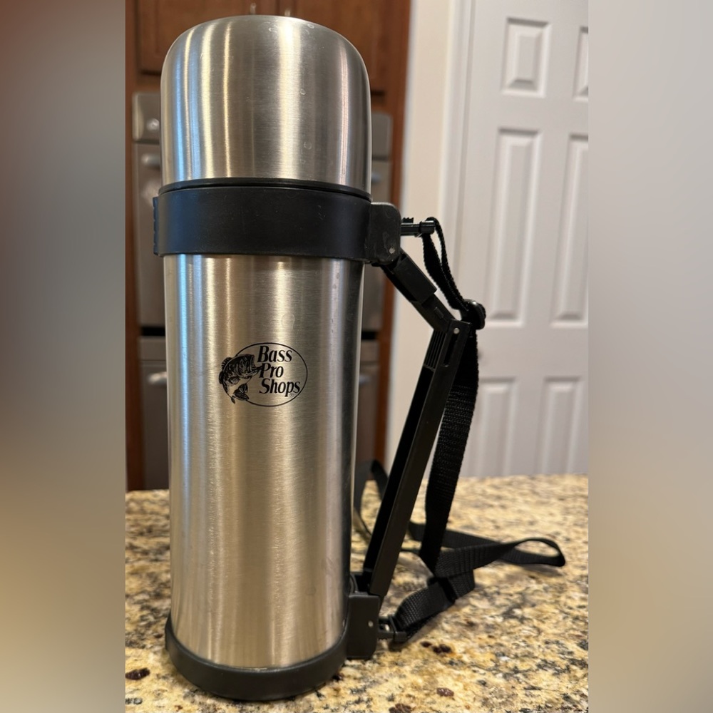 Bass Pro Shop Thermos